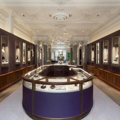 Bramah provide mortice and cabinet locks for Edinburgh jewellery store